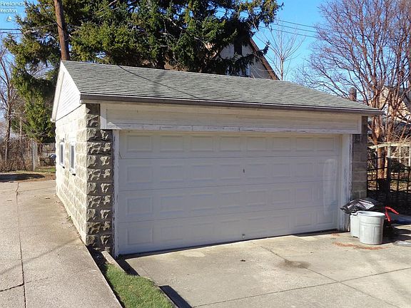 4th image of 1511 Columbus Ave