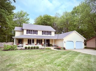 1125 Royal Dr, Amherst, OH