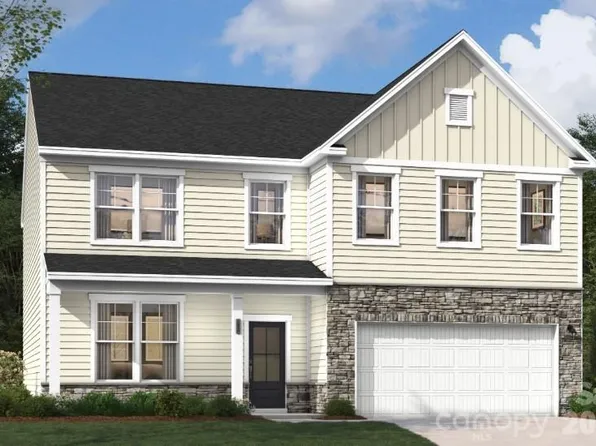 4141 Vista Pine Dr, Charlotte, NC 28215
