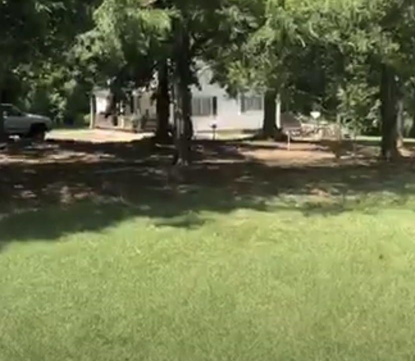 2nd image of 627 Millstone Rd
