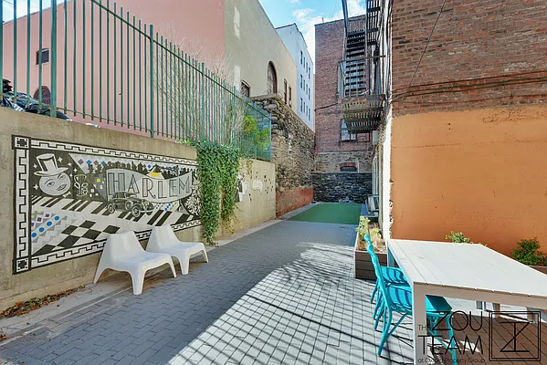 Rented by eRealty Advisors Inc | media 14