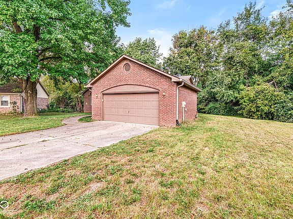 5th image of 1360 Boone Ct
