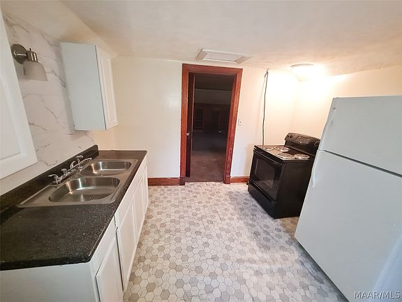 5th image of 2305 Yancey Ave #B