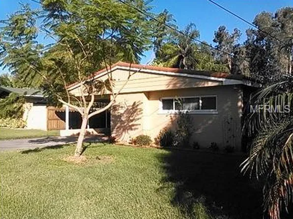 526 Suwanee Cir, Tampa, FL 33606