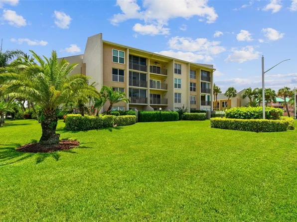 845 Benjamin Franklin Dr Unit 101, Sarasota, FL 34236