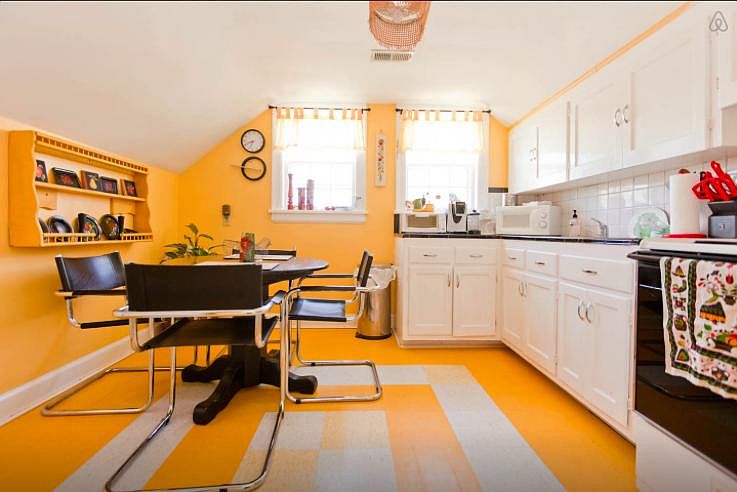 Super cute retro kitchen