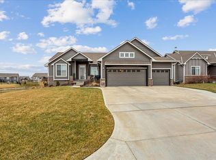 2923 N Woodridge Ct, Wichita, KS 67226