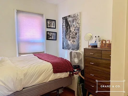 Rented by Grand & Co. | media 11