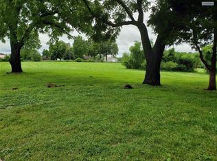 5018 Phelps Rd, Kansas City, MO 64136