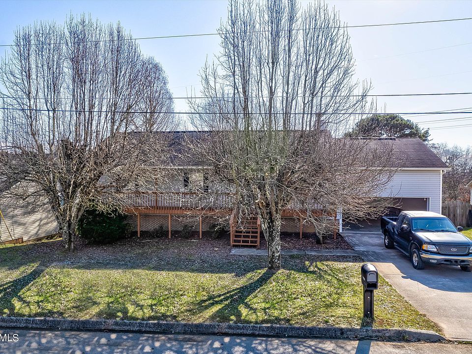 1st image of 4926 Savage Ln