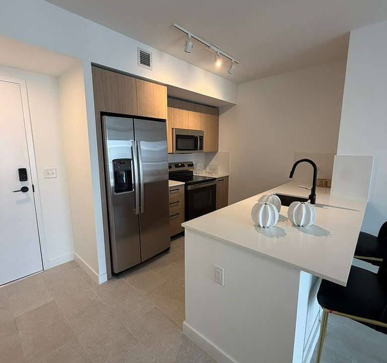 1st image of 3010 NW 17th St #47
