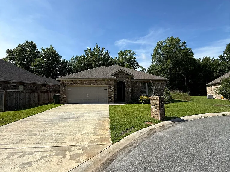 111 Judy Kay Way — Photo 2