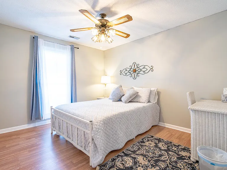 2703 Carrington Dr SW — Photo 31