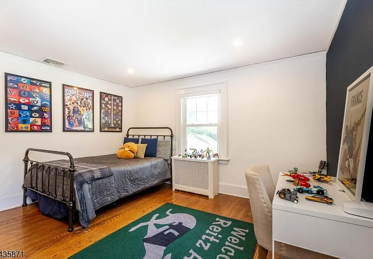 242 Forest Ave — Photo 30