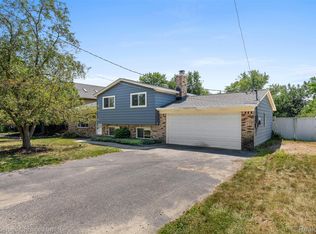 4881 Greer Rd, West Bloomfield, MI 48324