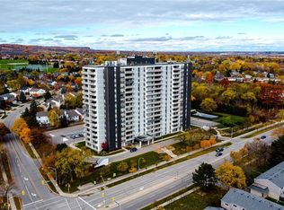 2055 Upper Middle Rd #602, Burlington, ON L7P 3P4