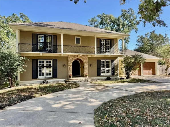 8417 Nall Ave, Prairie Village, KS 66207