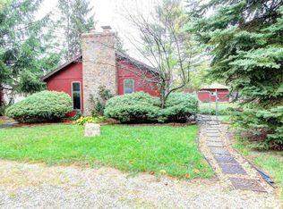 19025 N Rock Rd, New Paris, IN 46553