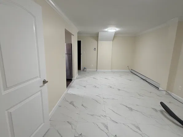 (undisclosed Address), Flushing, NY 11354