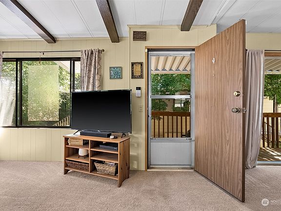 5th image of 3611 I Street NE #290