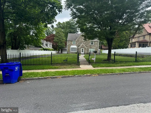 7307 N 12th St, Elkins Park, PA 19027