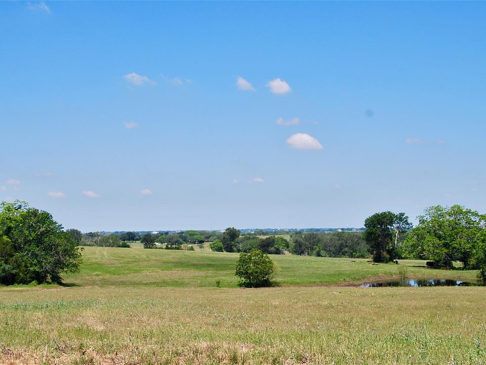 1st image of 1048 Muehr Rd