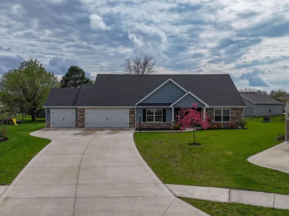 113 Paul Ct, Roanoke, IN 46783