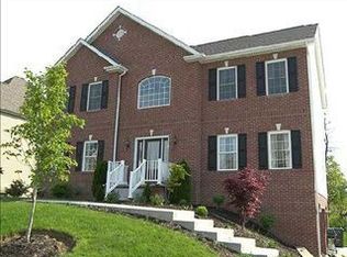 526 Treeline Dr, Gibsonia, PA 15044