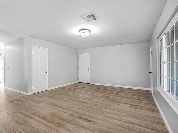 4th image of 9880 El Mirador Blvd