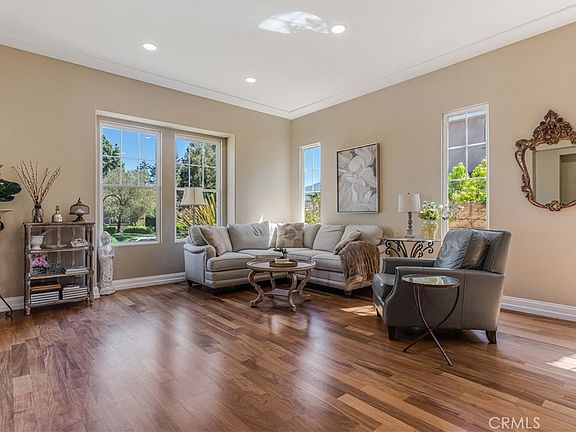 2nd image of 1091 Via Rafael