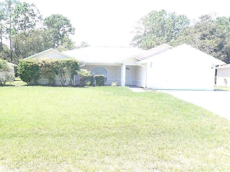 1st image of 11 Breeze Hill Ln
