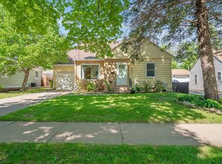 907 8th Ave NW, Rochester, MN 55901