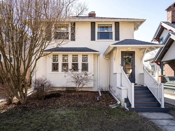 2421 East Newton AVENUE, Shorewood, WI 53211