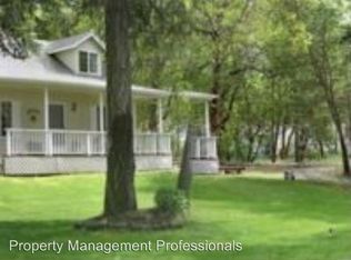 8184 Monument Dr, Grants Pass, OR 97526