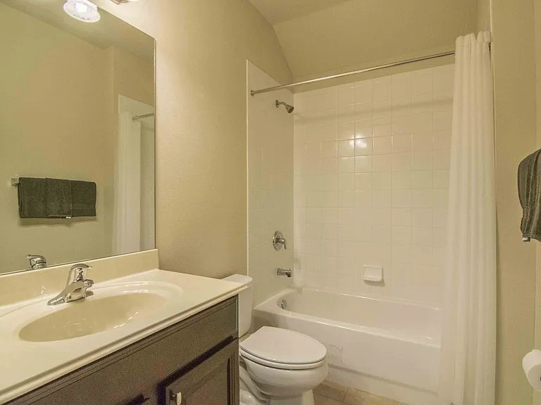 7713 S Sparkman St — Photo 14