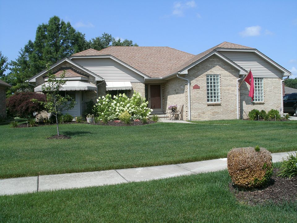 1st image of 33785 Farmview Ln