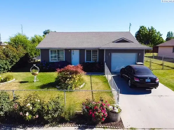 606 N 5th St, Grandview, WA 98930