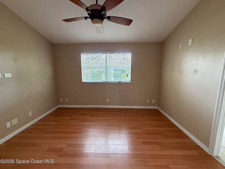 925 Falls Trl — Photo 27
