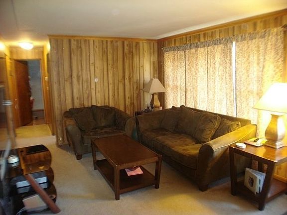 4th image of 243 Denese Dr