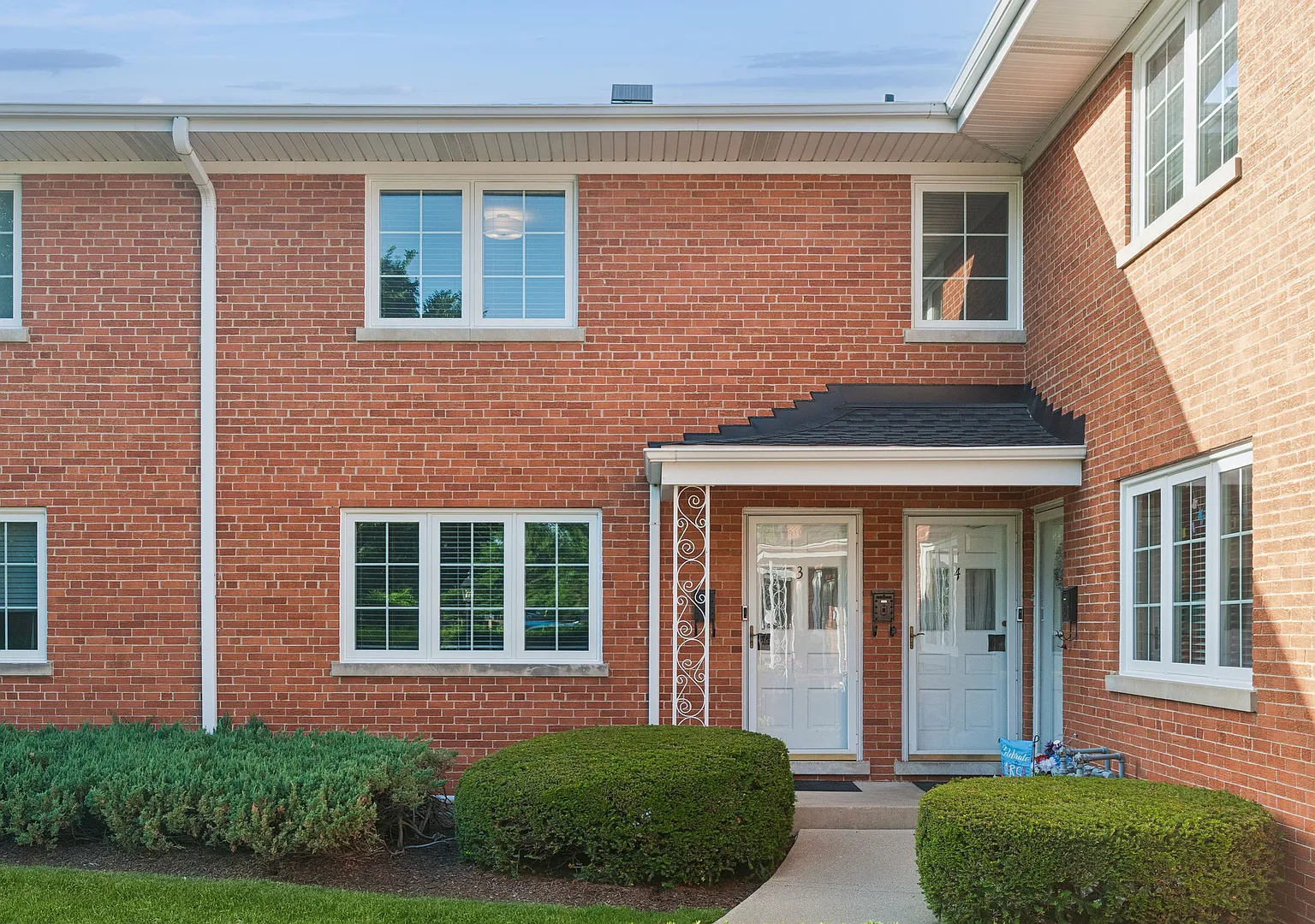 2 bed, 1.5 bath, $2,650 — Photo 2