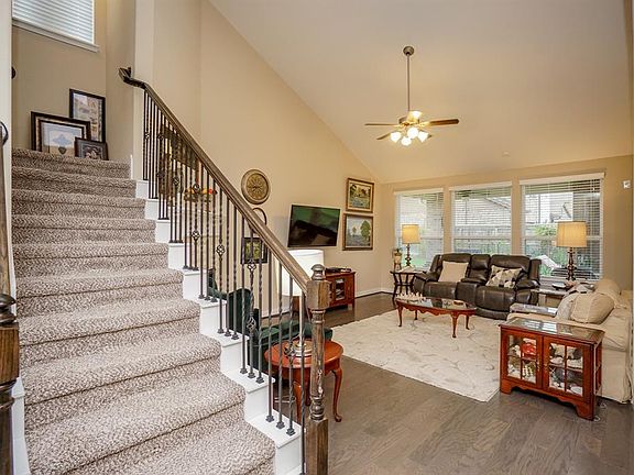 2nd image of 4214 Berry Cove Cir