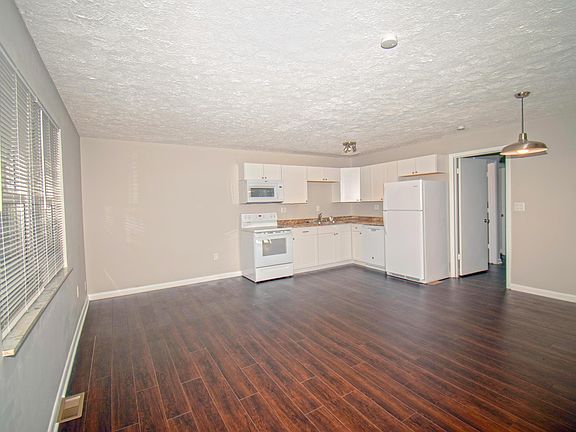 2nd image of 21 Berry Dr APT C
