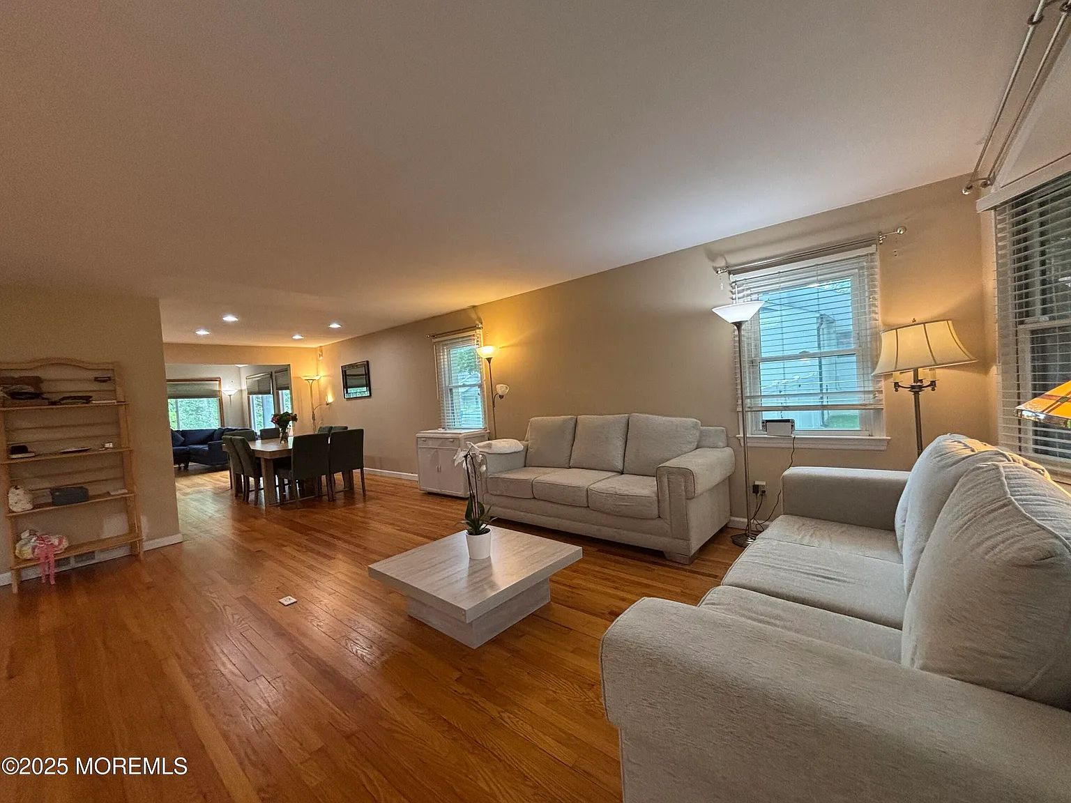 3 bed, 2.5 bath, 2150 sqft, $5,200 — Photo 3