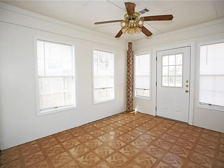 2308 Sycamore Trl — Photo 22