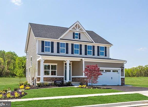 2nd image of 2002 Regents Ln