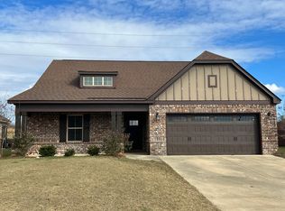 1802 Mabel Dr, Prattville, AL 36066