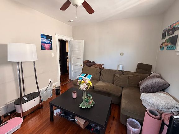 2nd image of 83 Newbury St
