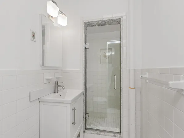 645 West 239th Street image 14 of 14