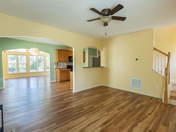 5th image of 2445 Haskell Dr