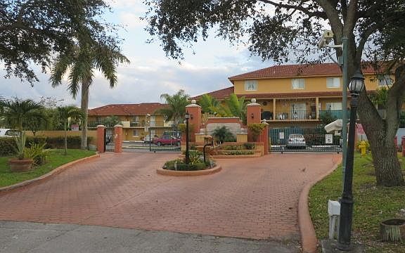 5th image of 8330 NW 103rd St APT 102-B